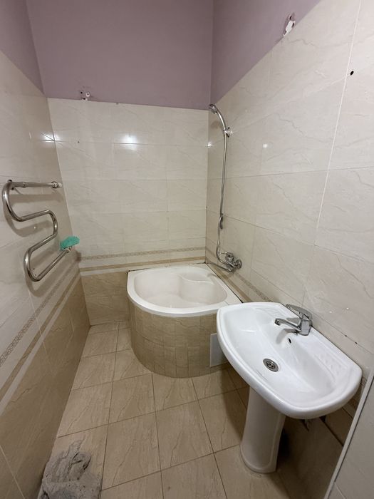 Termiz sh, kapalak dom qarshisida ijaraga kv, 2 qavatda