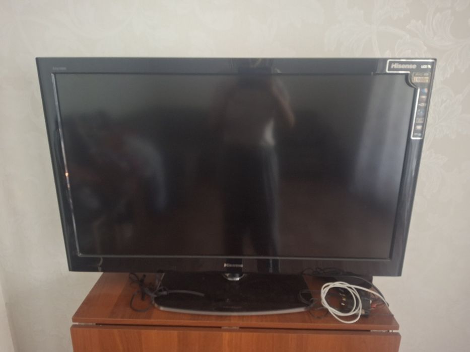 Продам телевизор Hisense