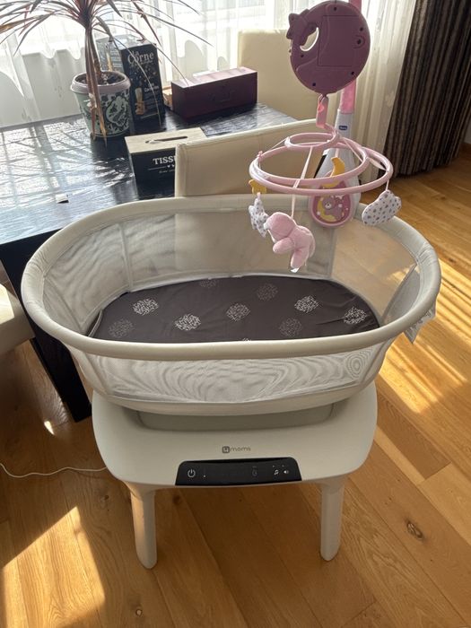 Patut bebe cu leagan(5 moduri) si 4 sunete alba