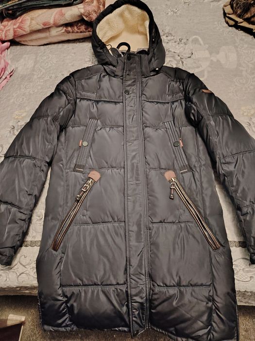 Продам куртку зимнюю