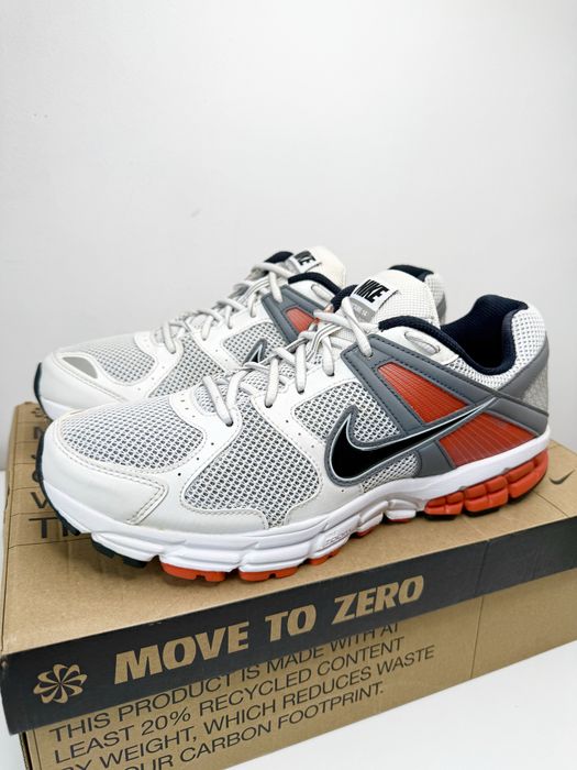 Nike Zoom Vomero 5 (44) 28см. Маратонки