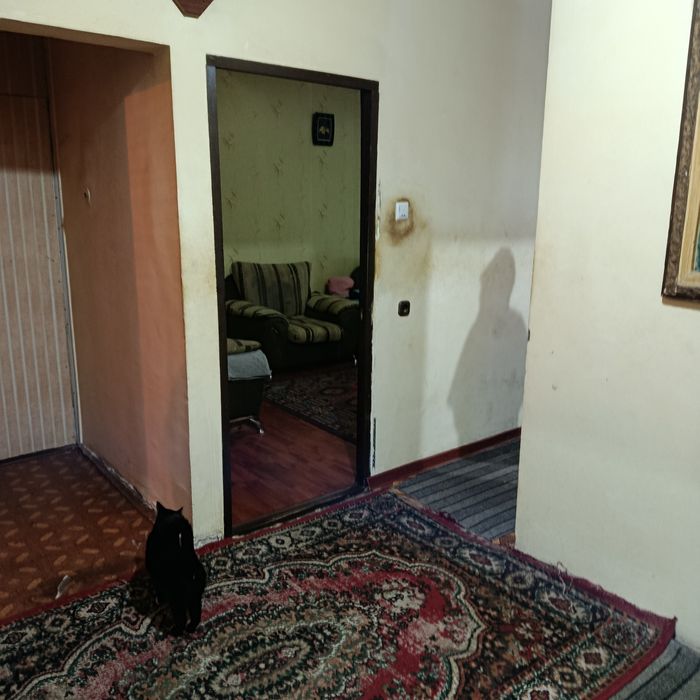 Продается трёхкомнатная квартира возле Бектимирского Ровд