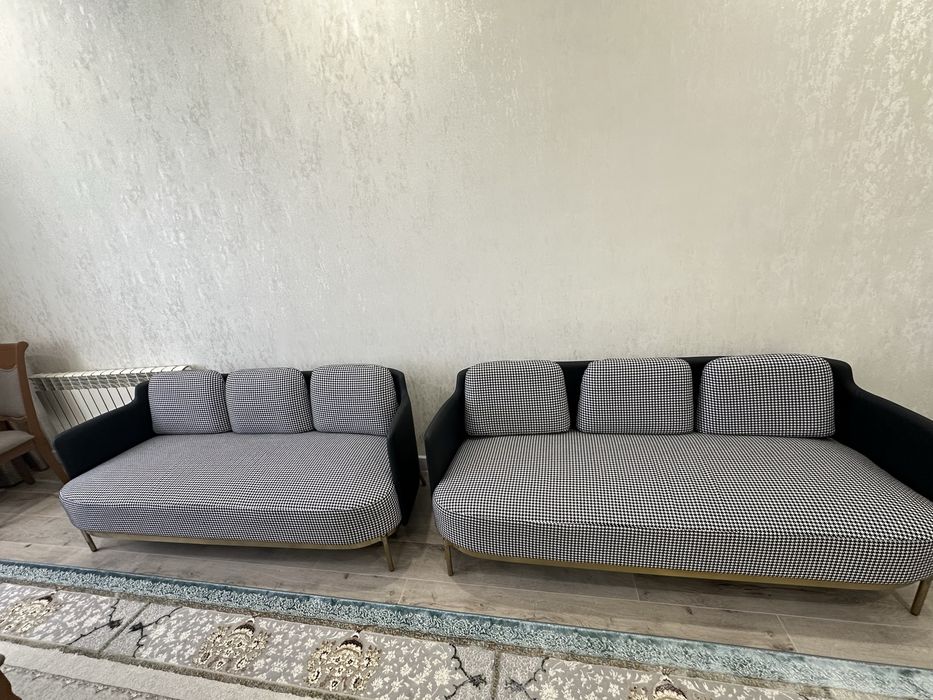 Диваны в хорошем состояний
