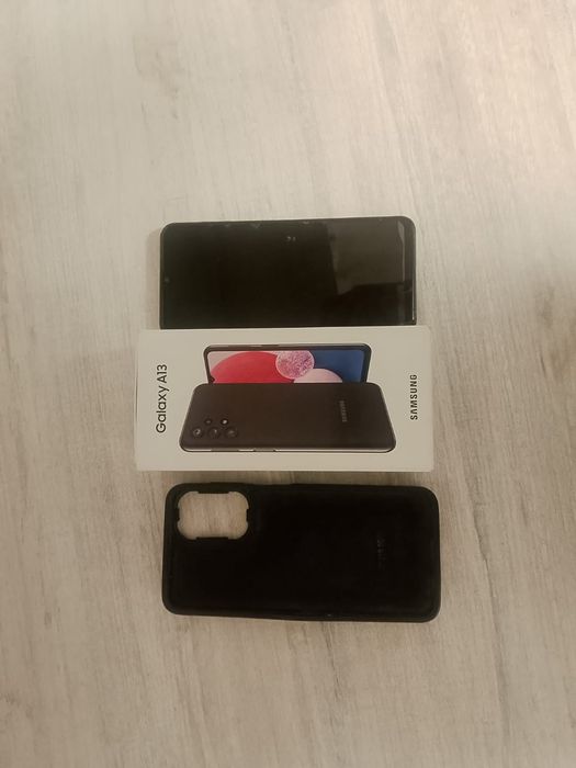 Продам два телефона