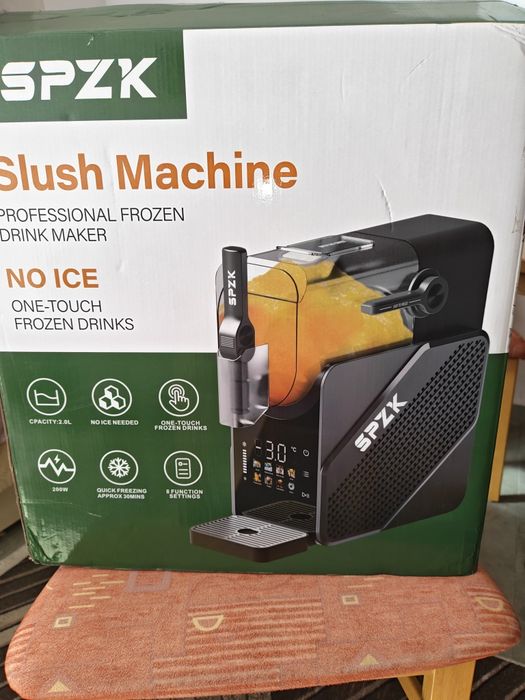 Se vinde aparat slush