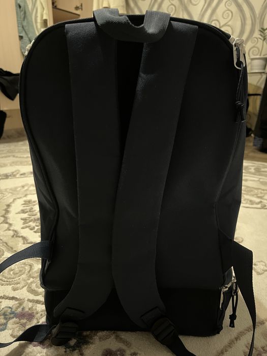 Продам волейбольную сумку Macron