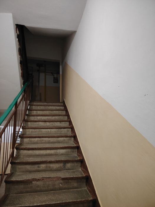 Proprietar inchiriez  garsoniera