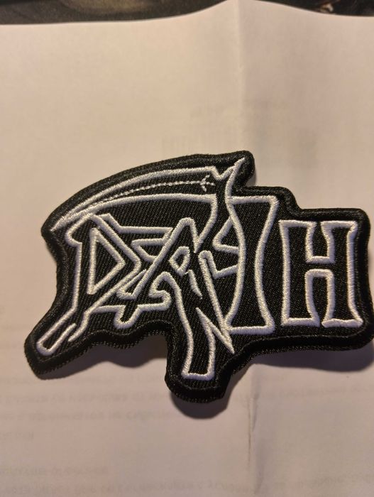 Чехли с метал групи и портфейл и нашивка с логото на група  DEATH