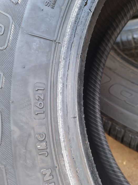 КАТО НОВИ! 195 80 15 Bridgestone dueler