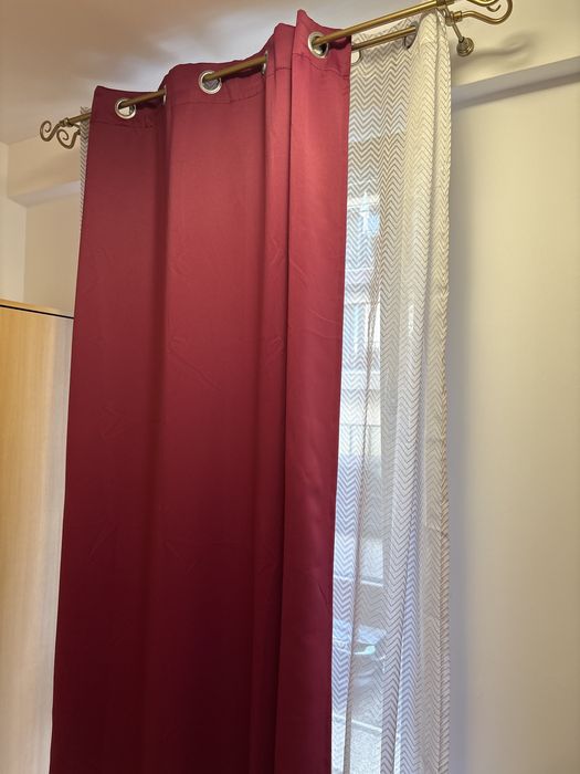 Perdele și draperie (nuanțe de roșu)