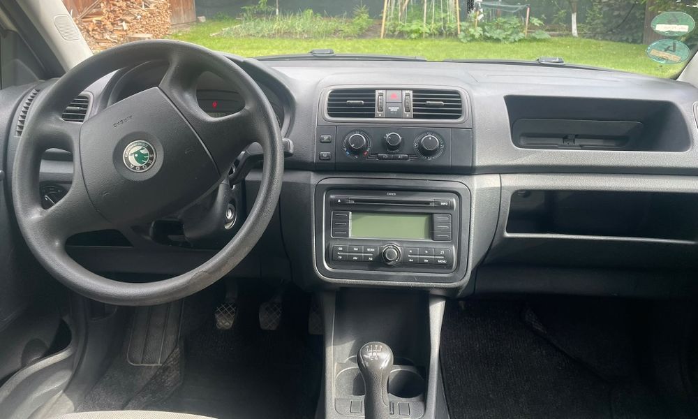 Vând Skoda Fabia
