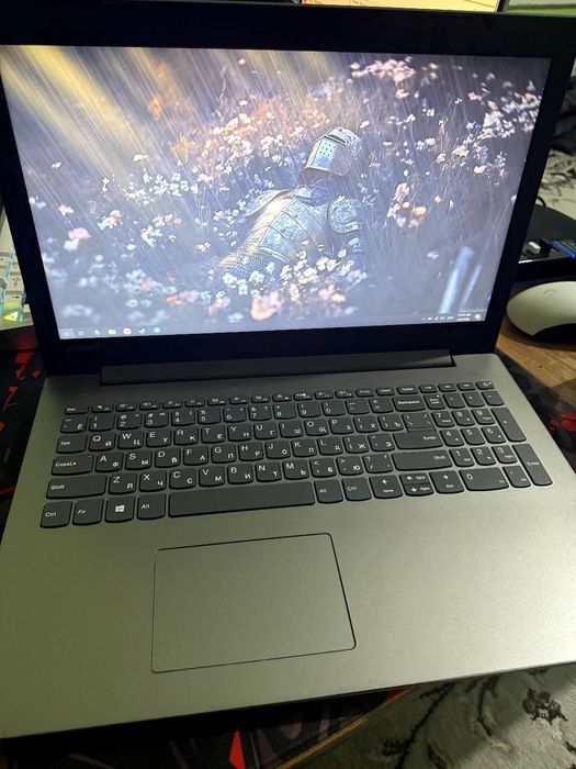 Продаётся Lenovo laptop