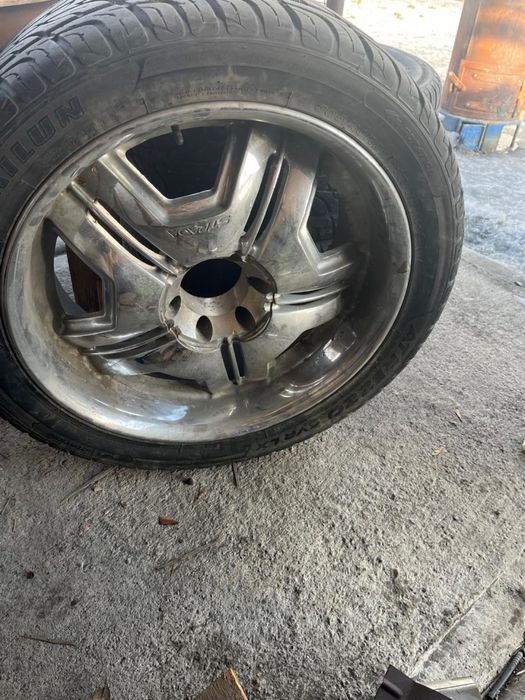 Диски с резиной R22