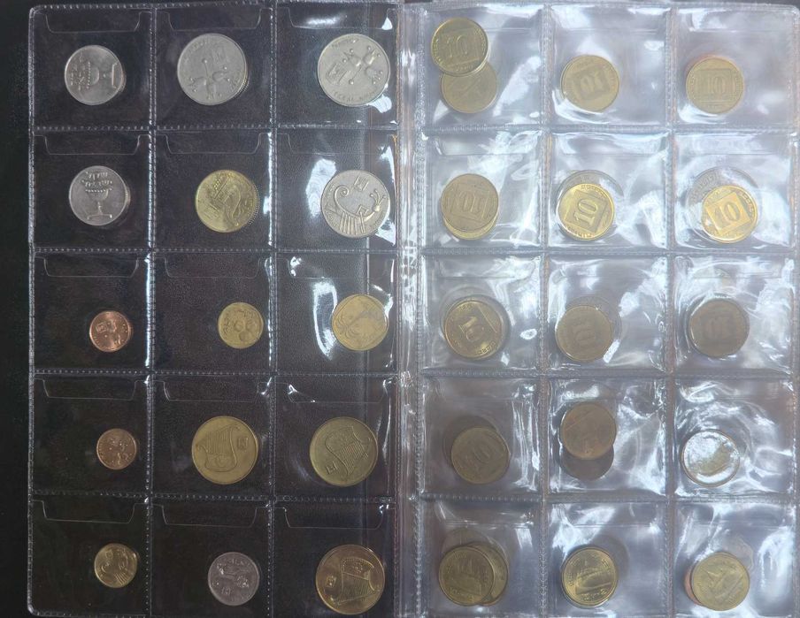 монети 4 държави  150 бр