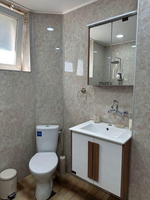 Двустаен апартамент в ж.к. Горна Баня.