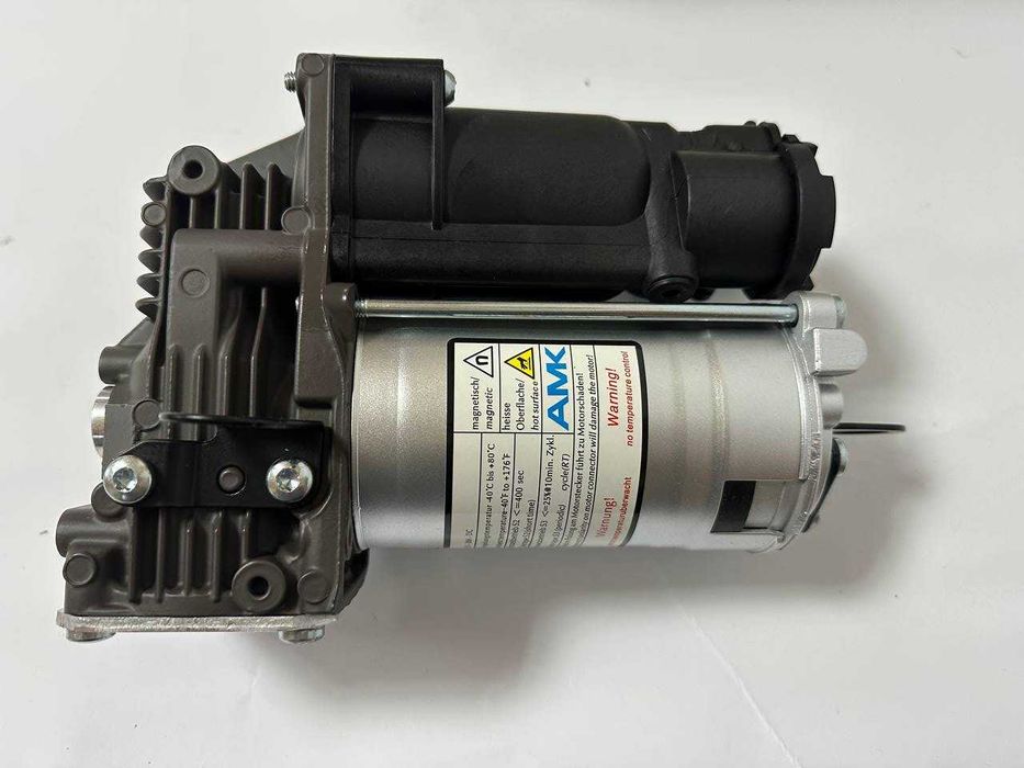 ОРИГИНАЛЕН нов компресор въздушно окачване MERCEDES w164 ML GL