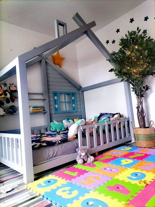 Pat cauta montessori!Transport gratuit