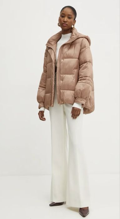 Продано‼️Куртка демисизон Twinset Италия.