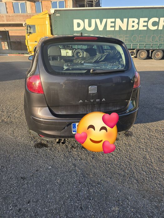 Vând Seat Alteea