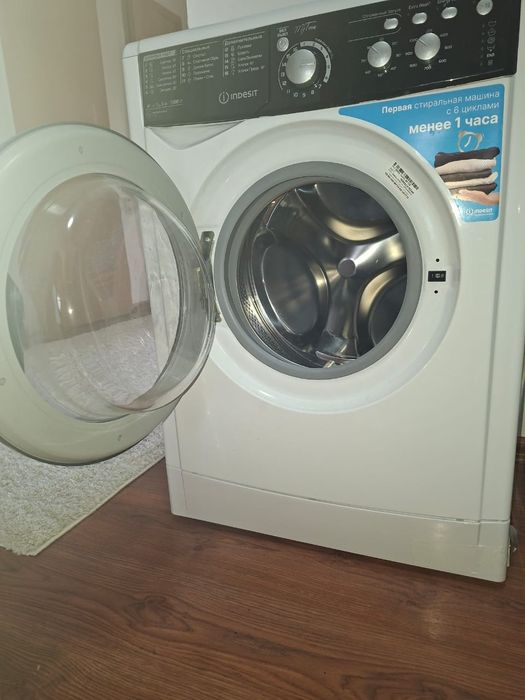 Стиральная машина  indesit