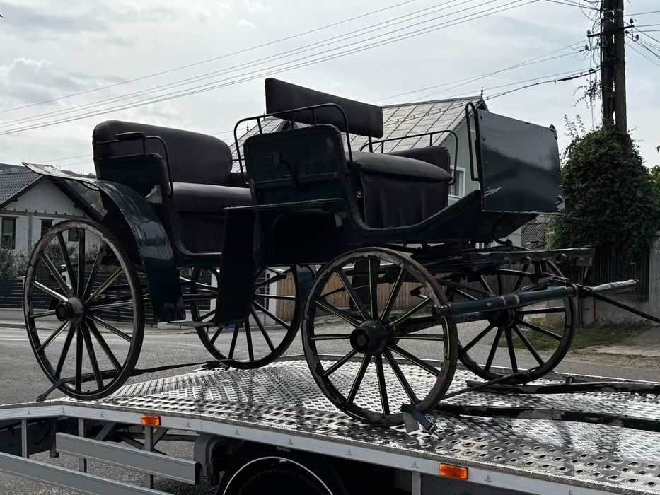 Trasura veche , birja 4 locuri , docar vechi