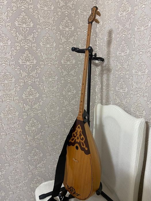 Продается домбыра