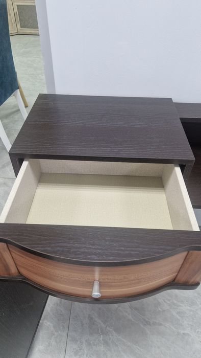 Туалетный столик