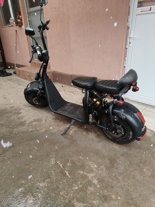 Se vinde scuter electric