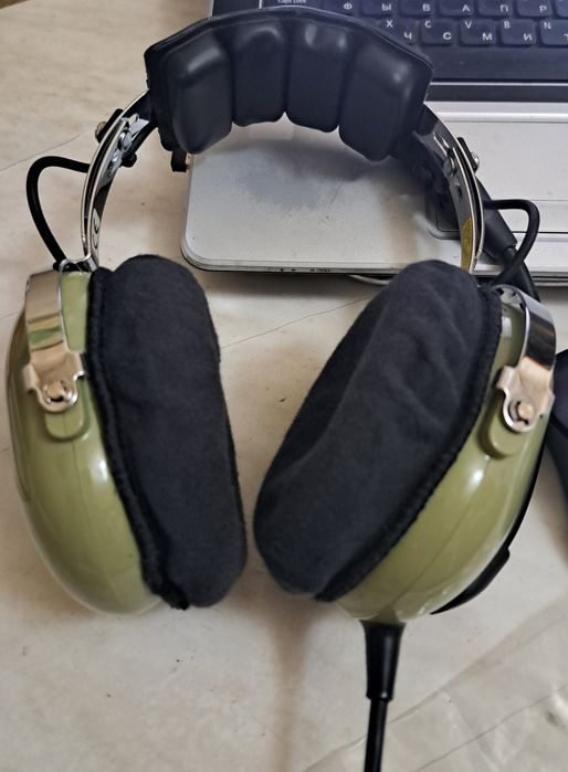 Авиационная гарнитура David Clark