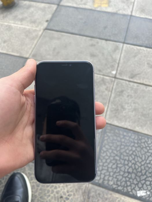 220$ iphone 11 yomkis - xotirasi 64  xolati ideal