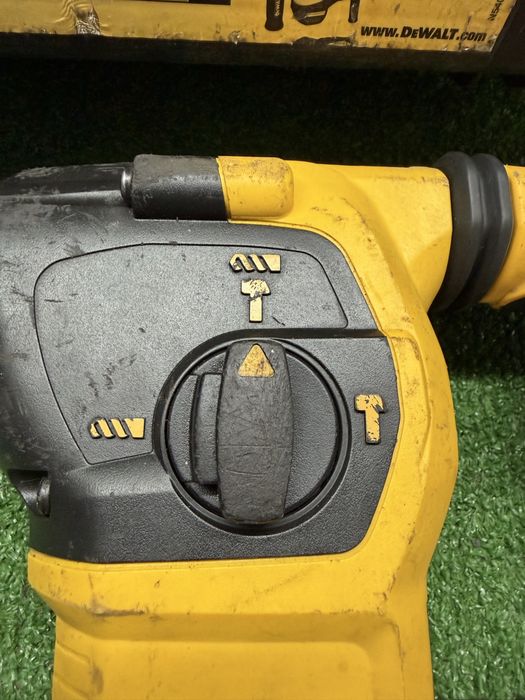 Перфоратор Dewalt D25333-qs с куфар