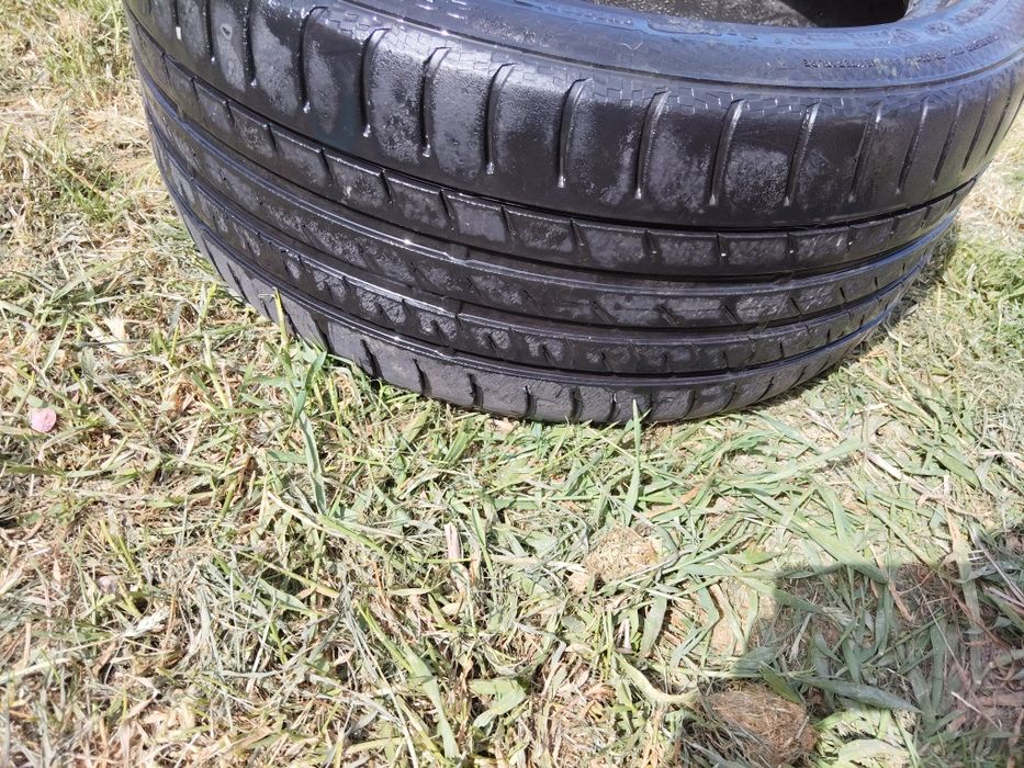 Vând 4cauciucuri de vară pentru volvo xc90, 275/45 R20 si235,40/18 Continental an 2017