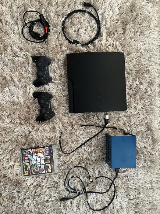 PS3 500GB+ 2 controllere + GTA V