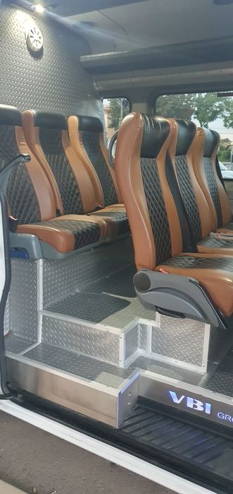 Продавам пътнически микробус Mercedes-Benz Sprinter 316
