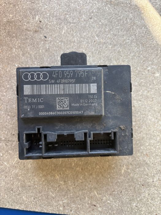 Модул предна врата ауди а6 ц6 4Ф