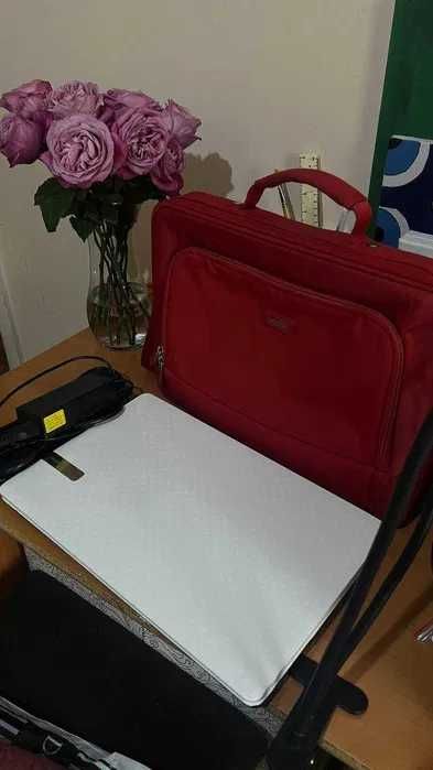 Ноутбук Packard Bell арзон сотилади\ Продается ноутбук Packard Bell