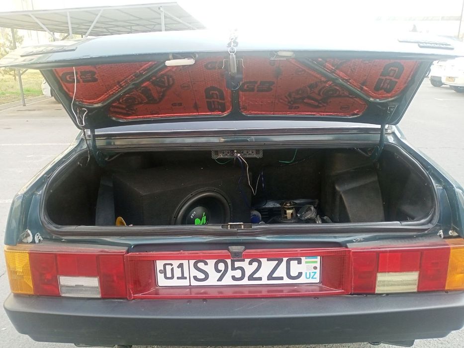 Sotiladi srochniy Lada 2000 yil xolati Yaxshi !