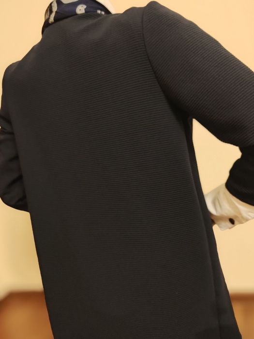 Sacou damă bleumarin, textură ușor răiată, mărime S-M,  eșarfă cadou