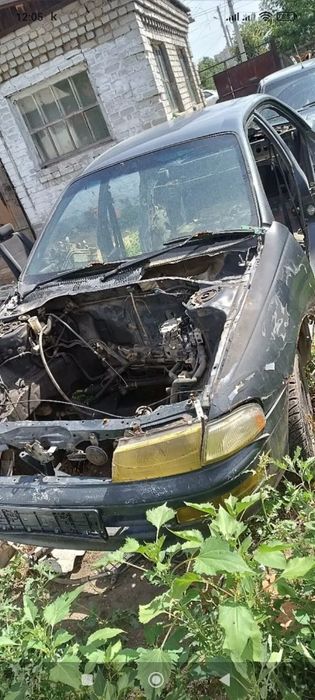 Запчасти Тойота Карина (улыбка)