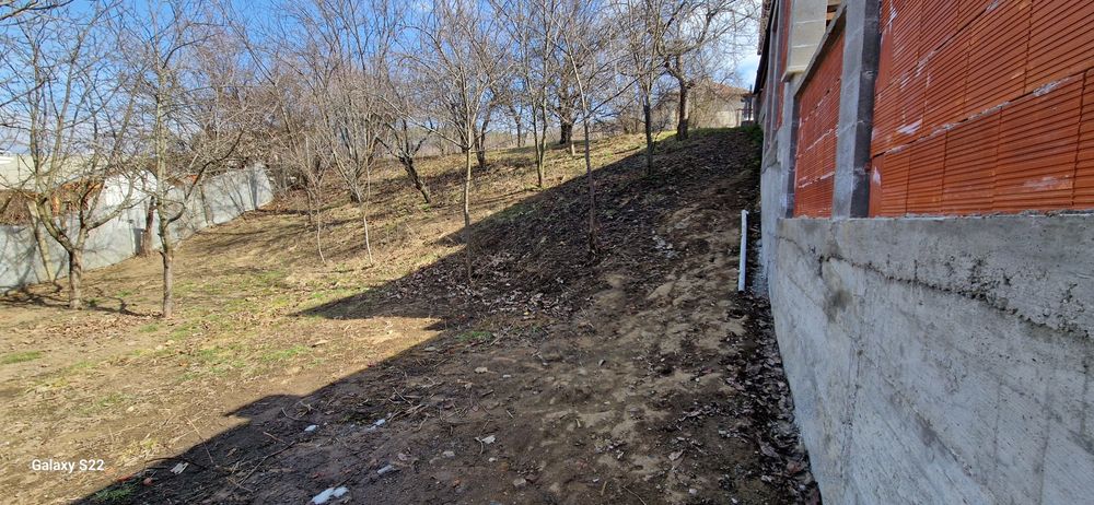 Парцел в с.Сапарево