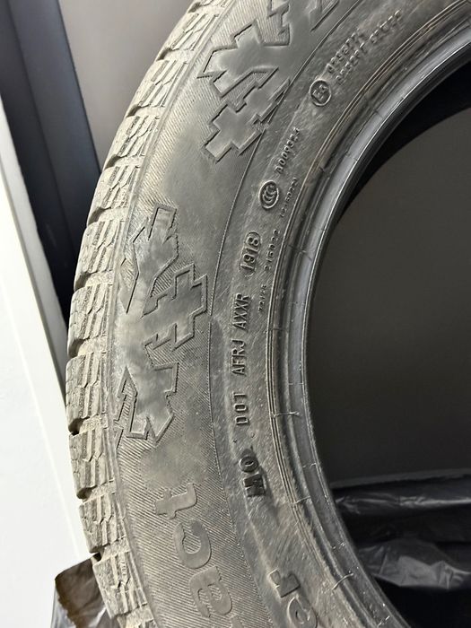 Anvelopa iarna Continental 235/60 R17 102H