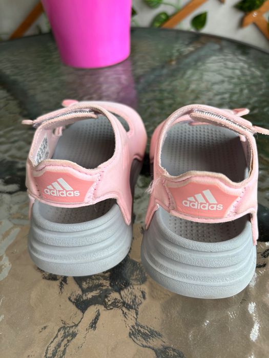 Детски сандали Adidas номер 21