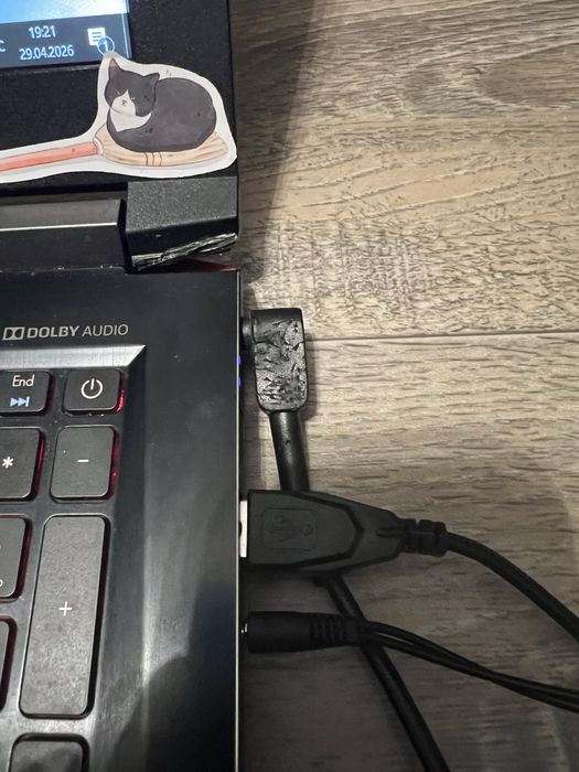 Продам игровой ноутбук aser predator helios 300