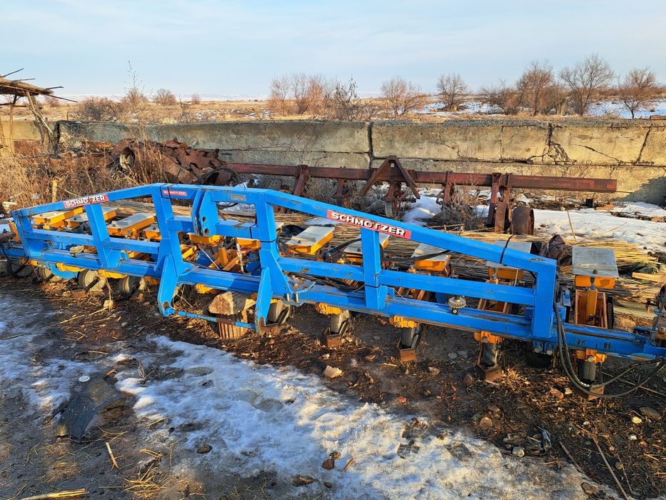 Сеялка 12 рядная