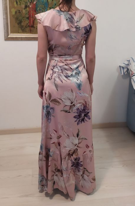 Официална рокля - нова