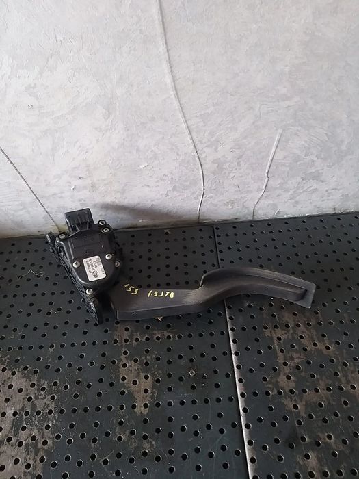 Pedala acceleratie 1.9 jtd alfa romeo 159 939 6pv00886000 60695128