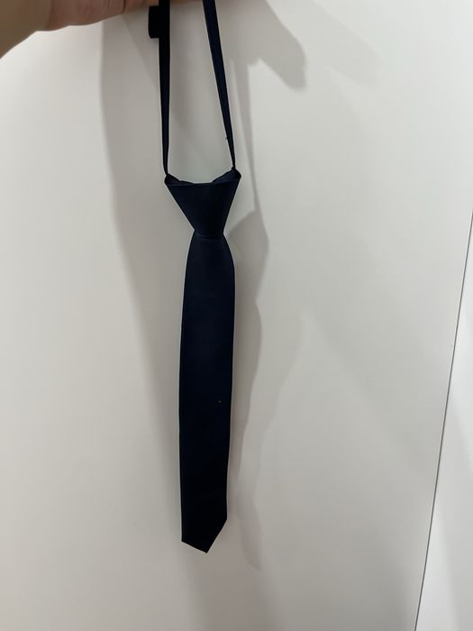 Галстук в хорошем состоянии