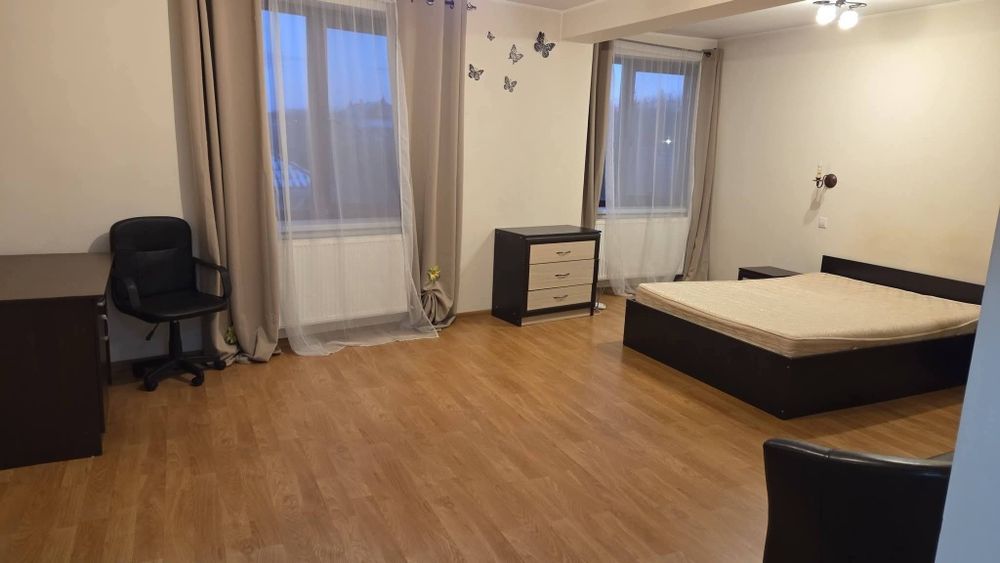Inchiriez apartament 1 cameră  (nu garsoniera)