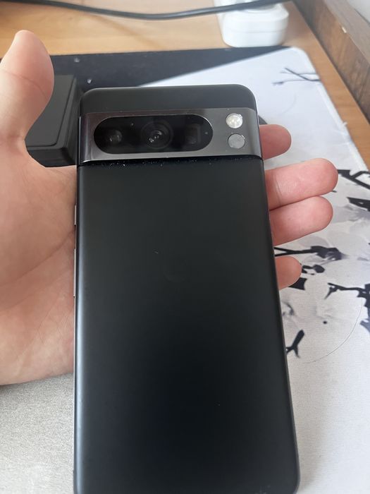 Google Pixel 8 Pro