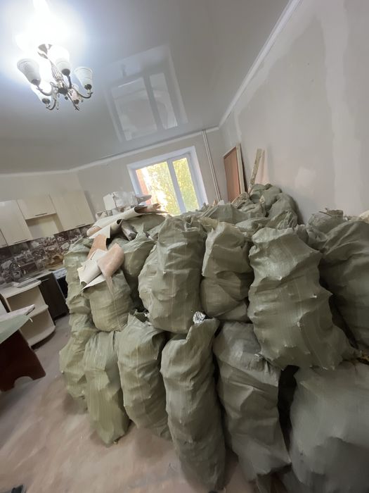 Отдам строительный мусор (газоблок). Самовывоз!